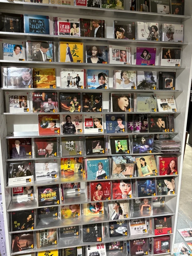 20张功放机，运费自理，不支持七天无理由