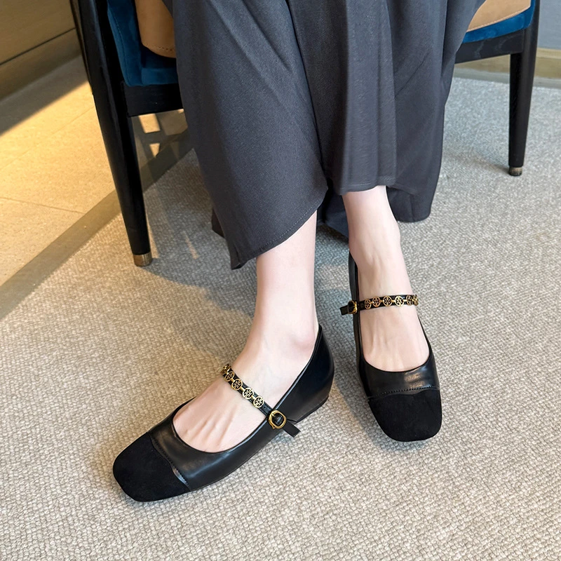 加宽胖大码女鞋41到45法式小香风玛丽珍鞋内增高女士一字扣单鞋