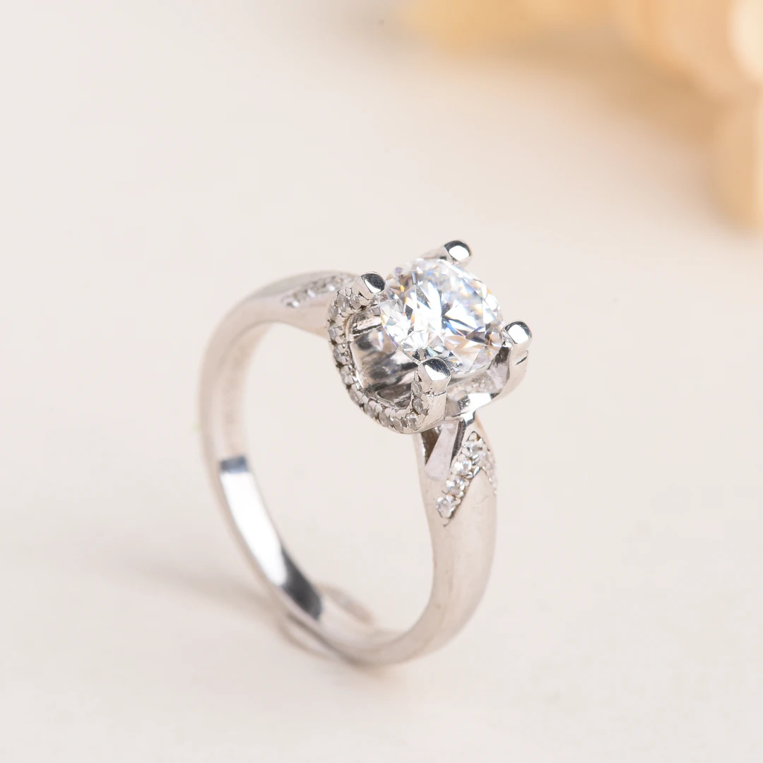 【VM】燕尾牛头 女款1.0ct 戒指