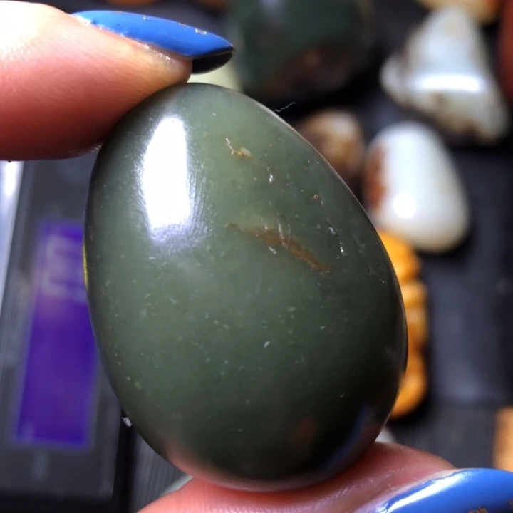 和田玉未镶嵌珠宝奇石