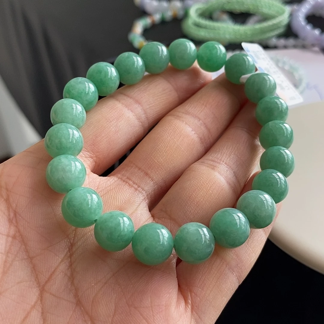 翡翠未镶嵌手链卡9.5