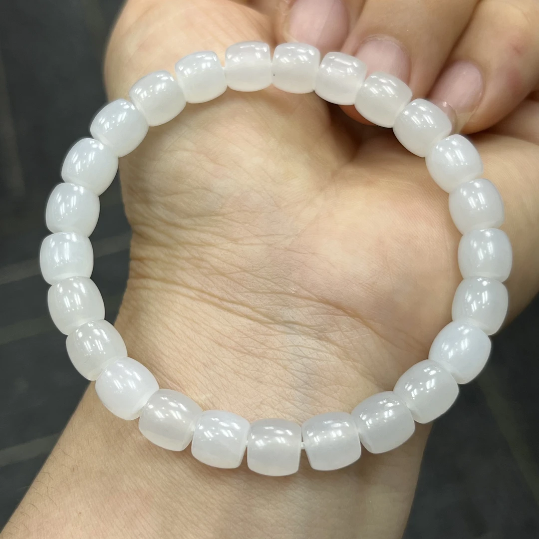 纯天然新疆老料 一级白和田玉直切手串约7.5/7.8mm