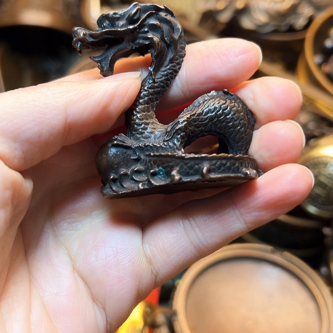 精美铜器工艺品等