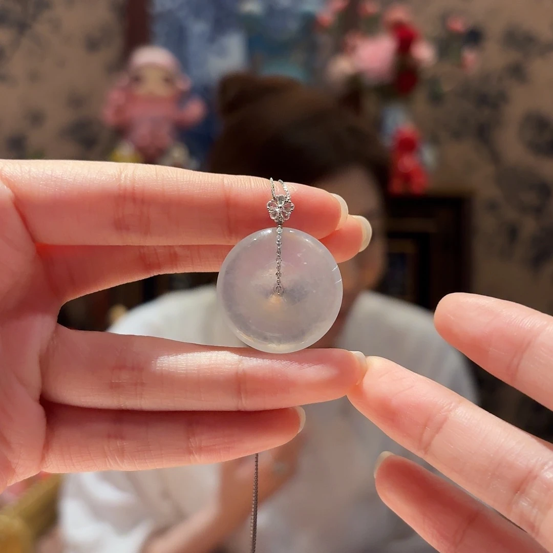 翡翠吊坠(赠链)18K金镶嵌