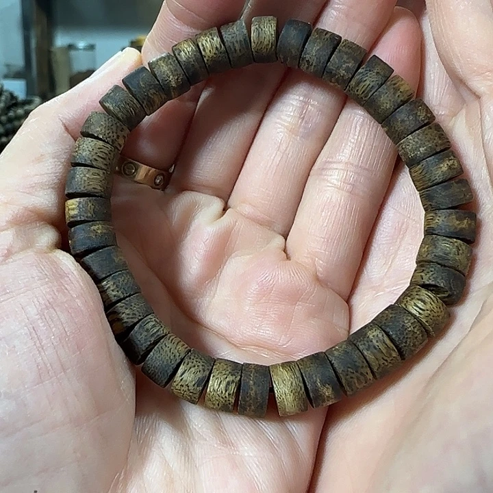 沉香手串绿奇楠沉香片珠单圈7克+手串