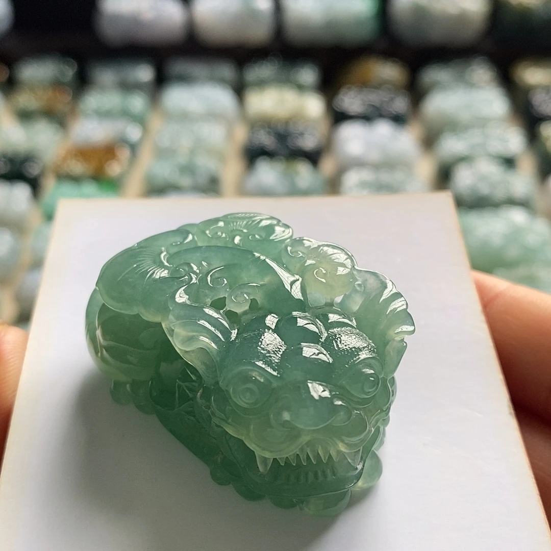 翡翠未镶嵌颈饰天然翡翠貔貅吊坠