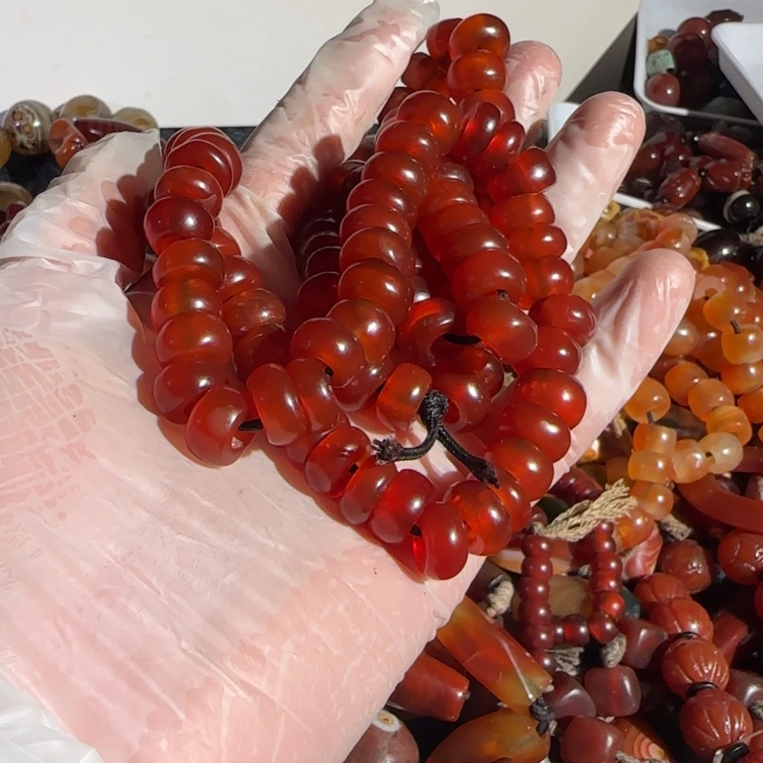 宇***座玛瑙/玉髓未镶嵌z