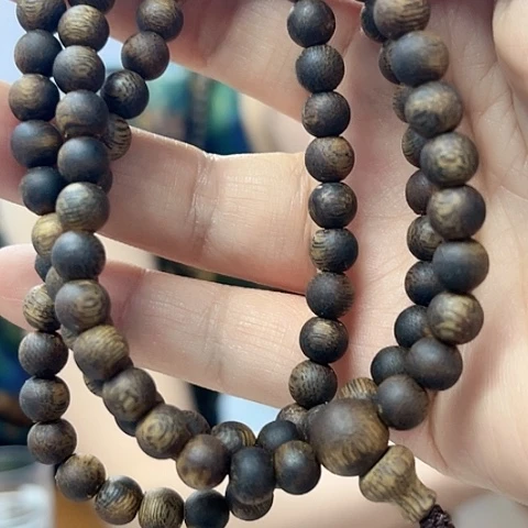 手串沉香啾*猫棋楠沉香乌身圆珠长串0.6/17克+多样性发＿