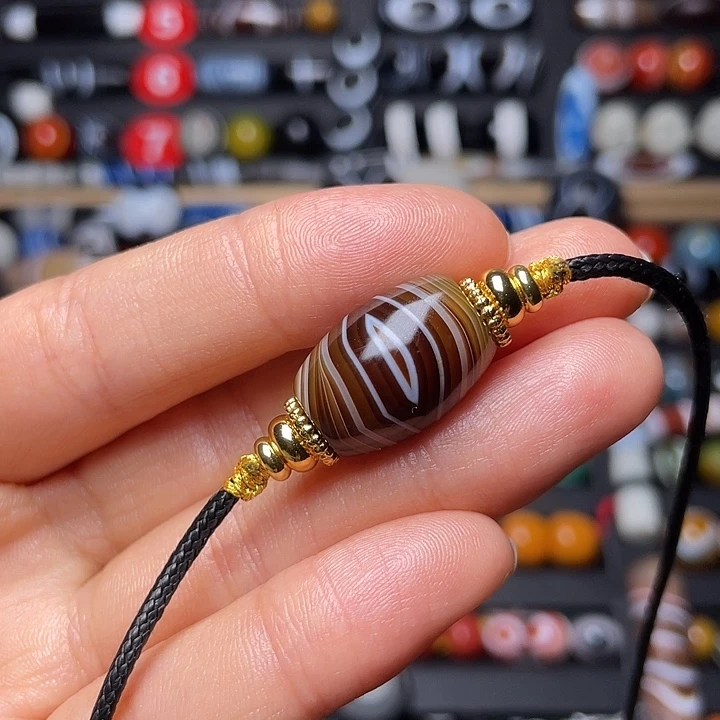 绿***f玛瑙/玉髓未镶嵌颈饰桶珠配饰