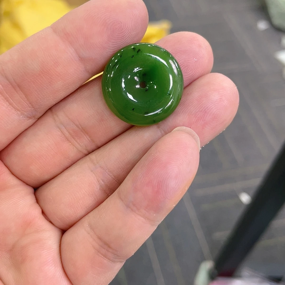 和田玉（碧玉）颈饰未镶嵌