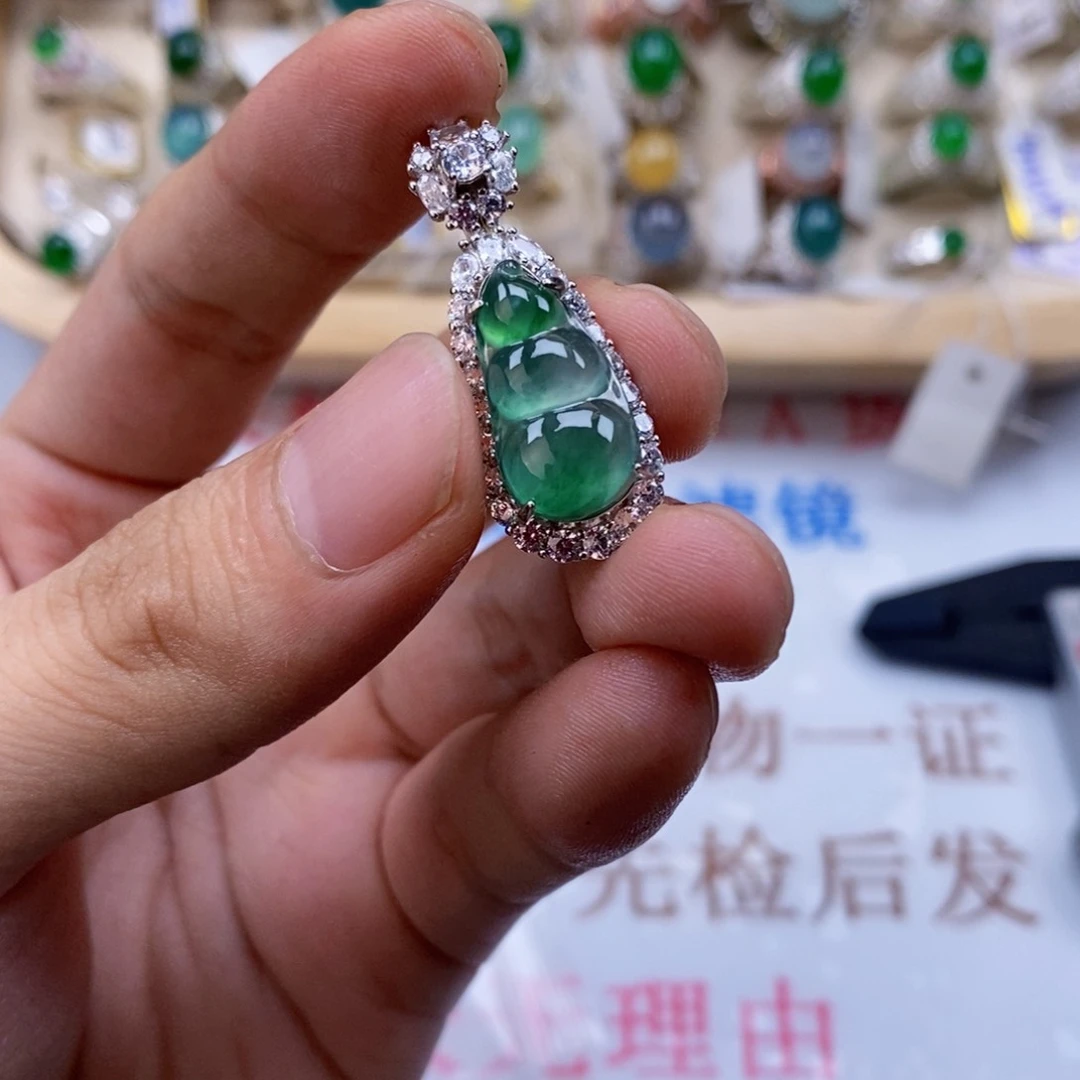 翡翠戒指银S925镶嵌天然缅甸翡翠a货