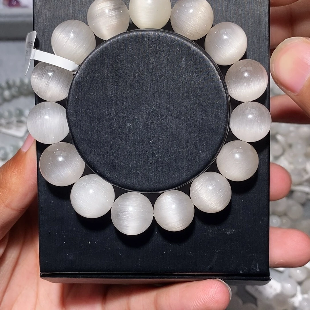 未镶嵌水晶手链灰兔毛