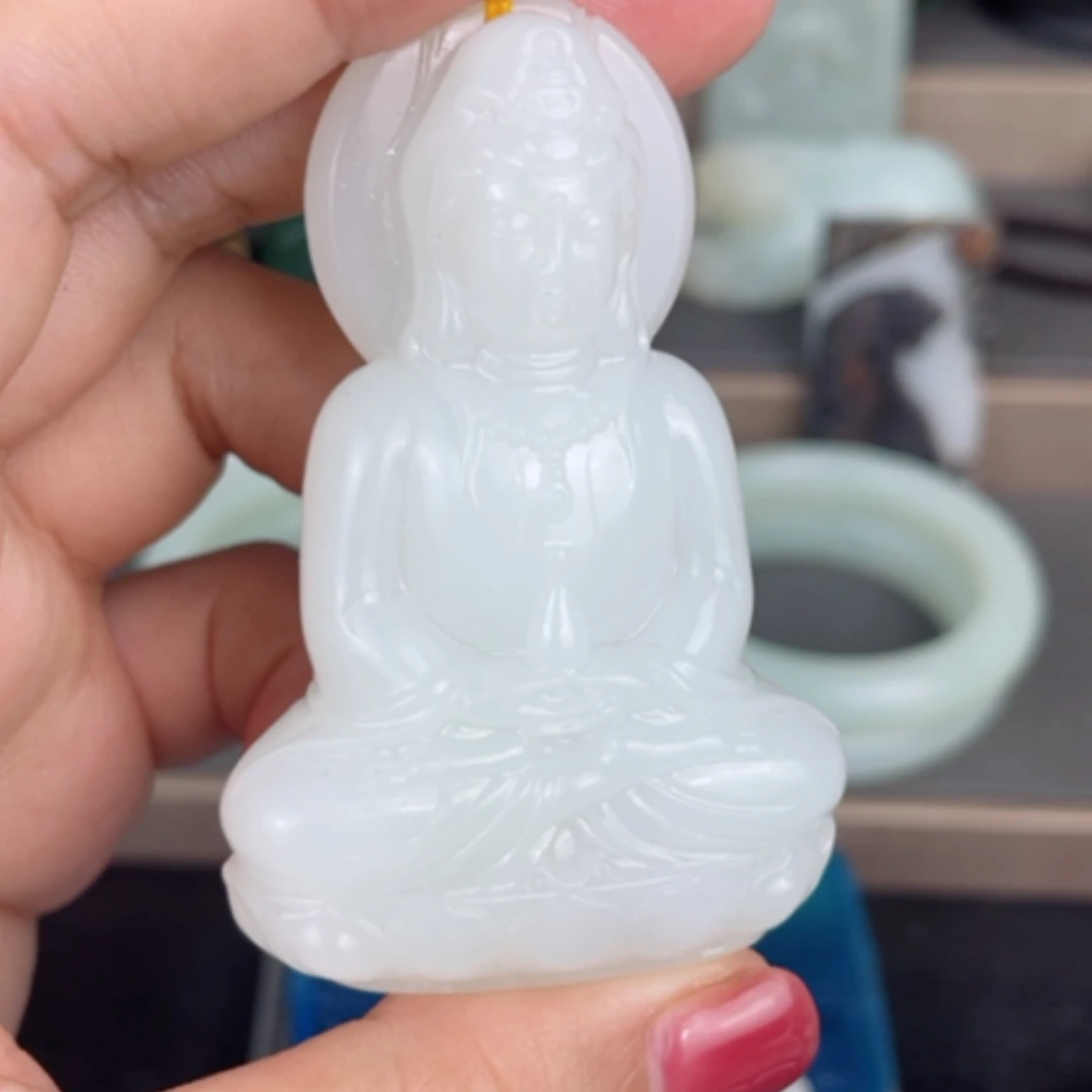 【闪购商品】颈饰未镶嵌和田玉