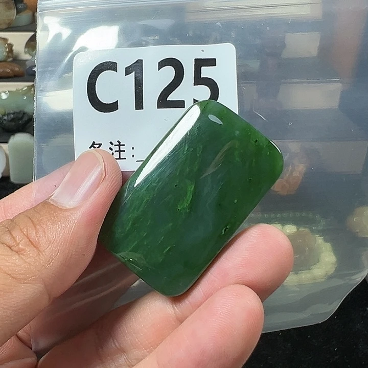 如***风颈饰未镶嵌和田玉