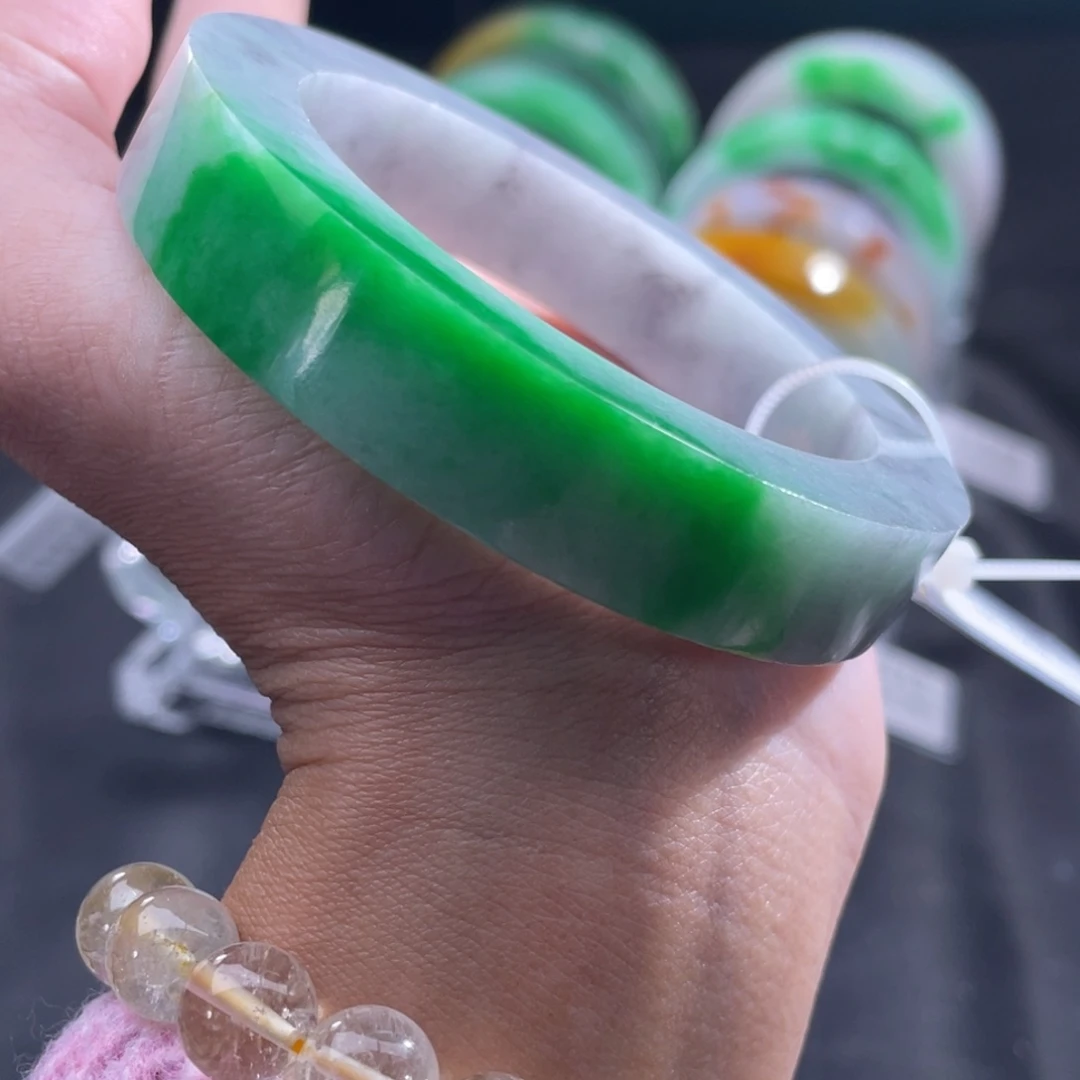 定制翡翠未镶嵌正圈