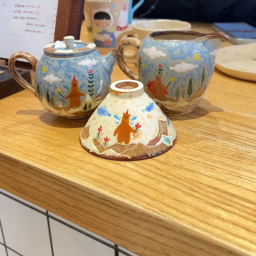 陶瓷乖****y茶壶分享杯子三件套