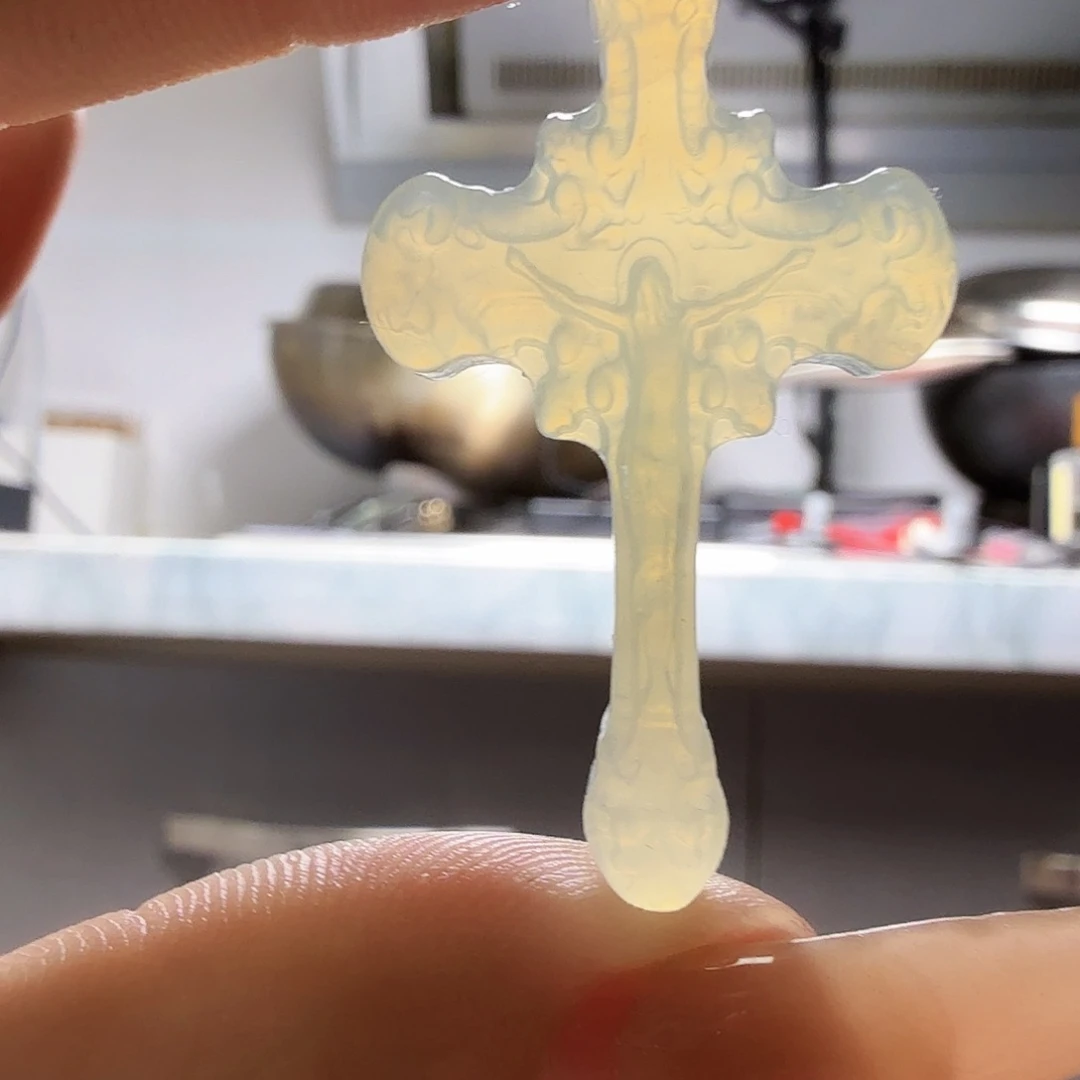 蛇纹石玉十字未镶嵌