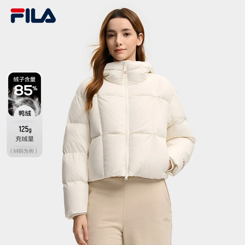 FILA斐乐2025冬季女款运动短款时尚连帽轻薄羽绒服F11W549901F