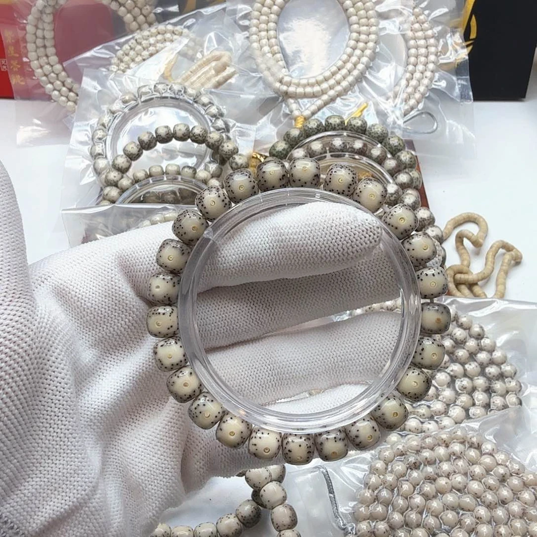 星月菩提吊坠3糯冰大眼睛9左右