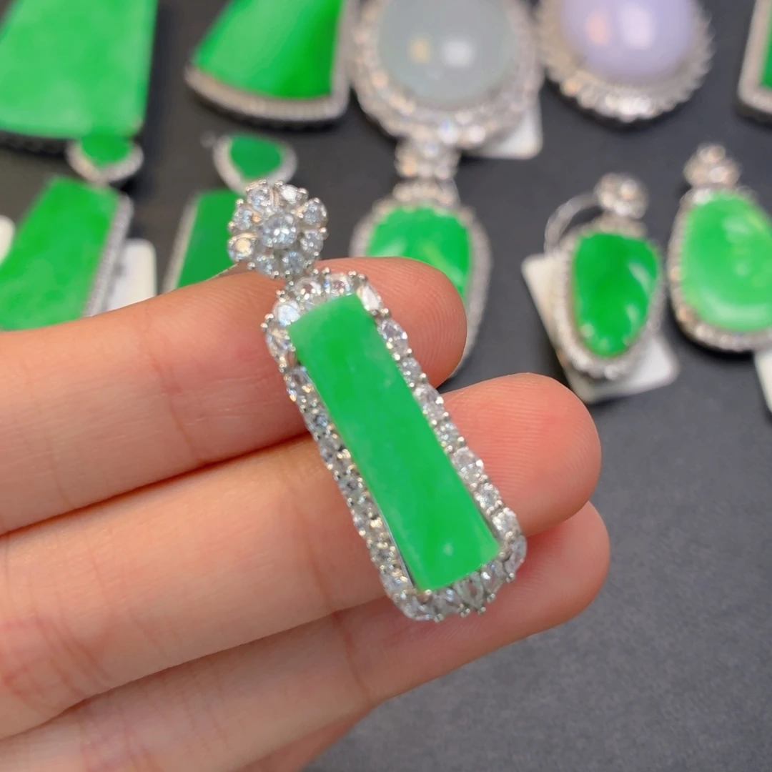 翡翠银S925镶嵌颈饰