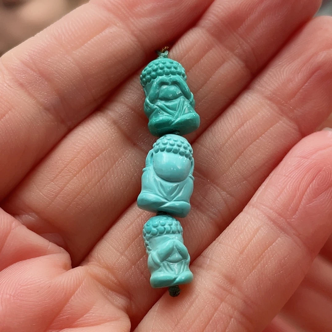 绿松石颈饰未镶嵌