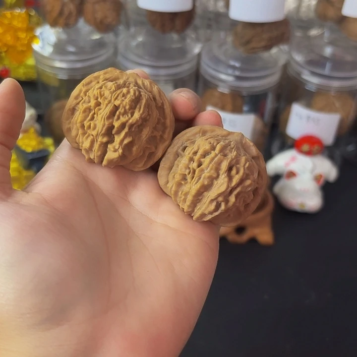 核桃四座楼狮子头文玩核桃