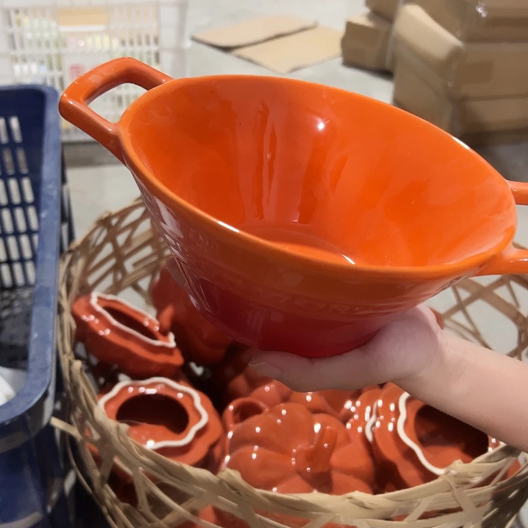 瓷片摩登橙色双耳碗一个微瑕