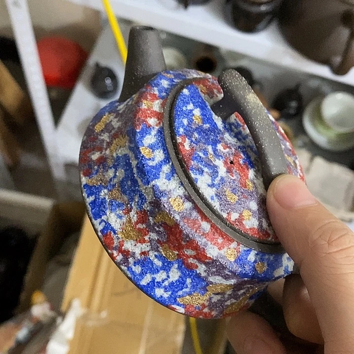 陶瓷艺术品及陶瓷壶