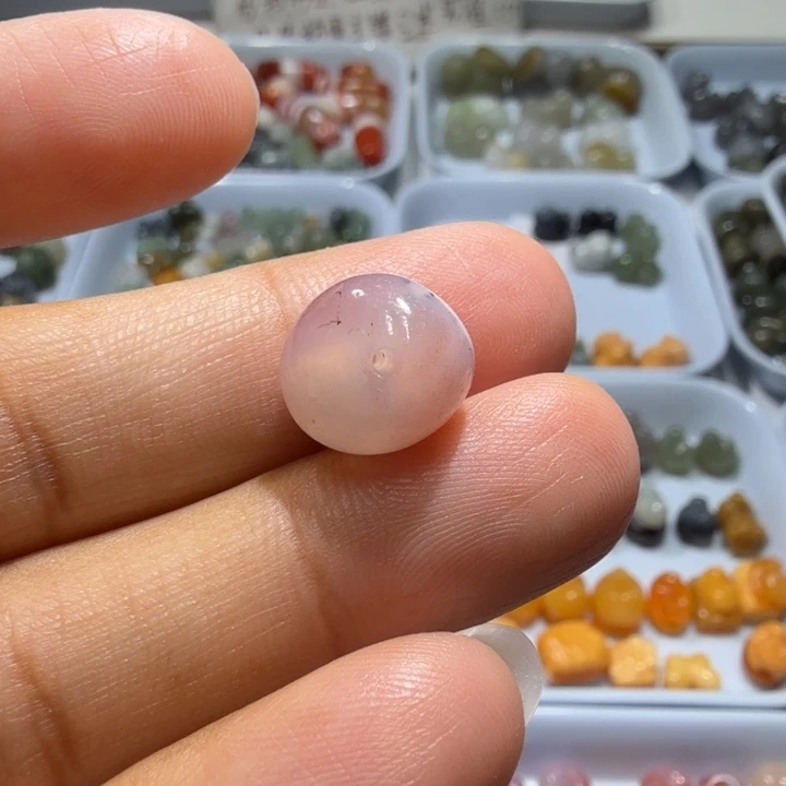 和田玉未镶嵌珠宝半成品