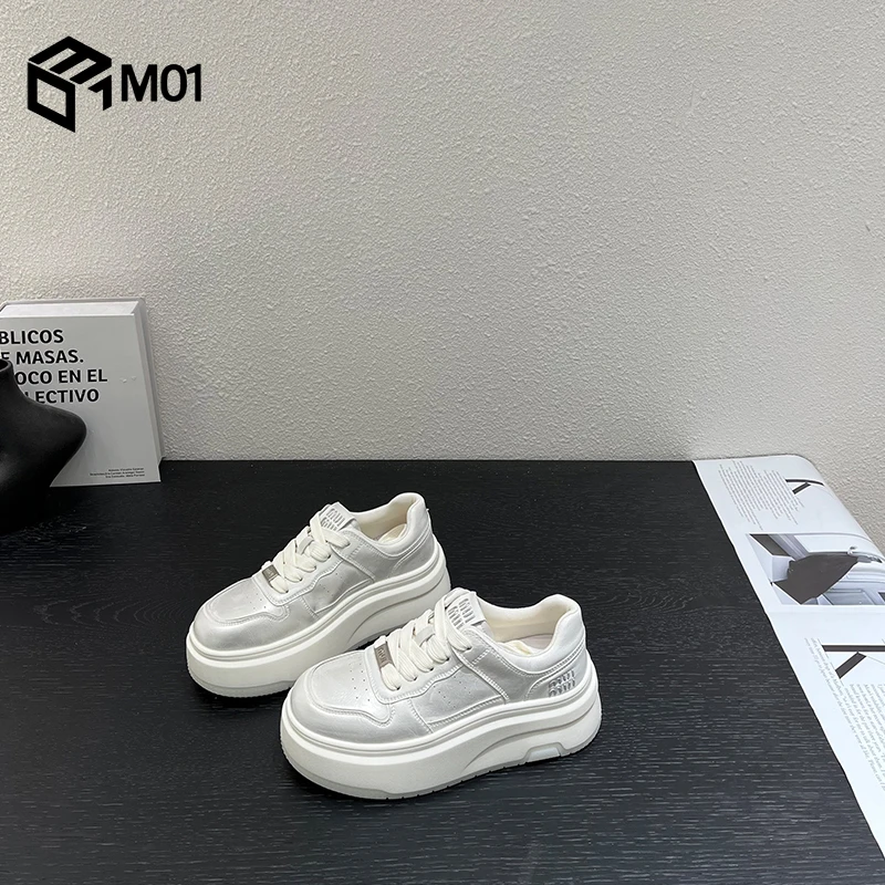 M012025春季新款松糕底珠光白板鞋女6cm小个子厚底休闲小白鞋潮