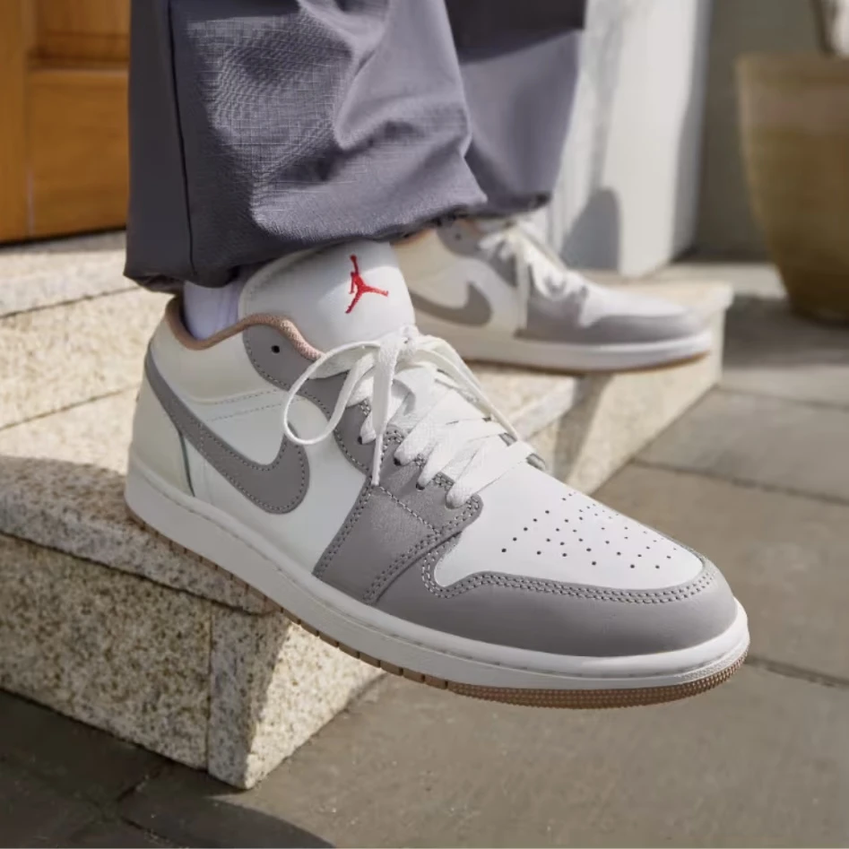 NIKE/耐克『胜道联动』男鞋大学灰AirJordan1复古篮球鞋553558169
