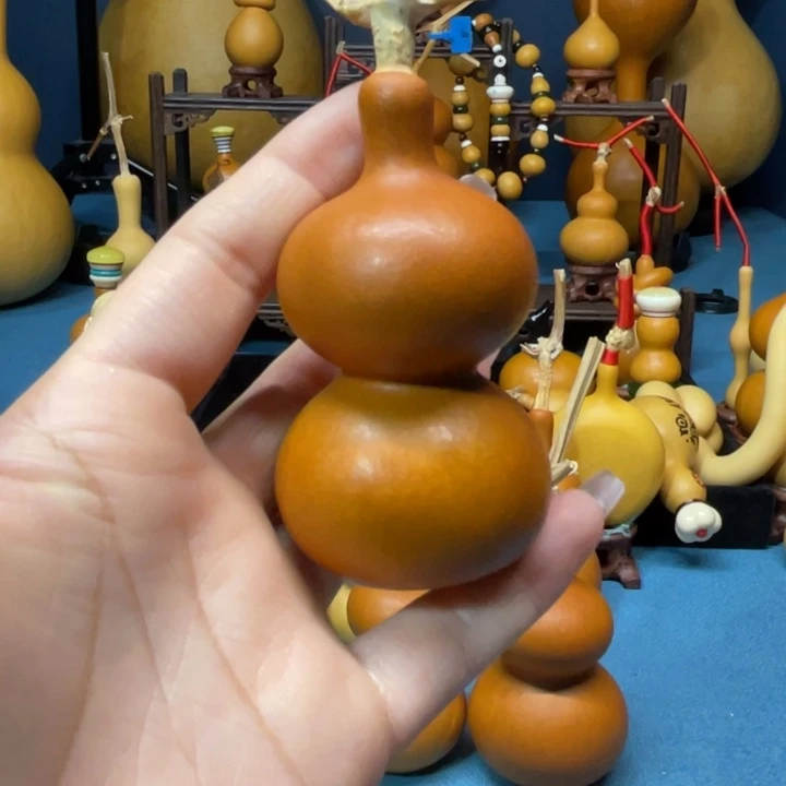 螃*手把老皮小八宝一把