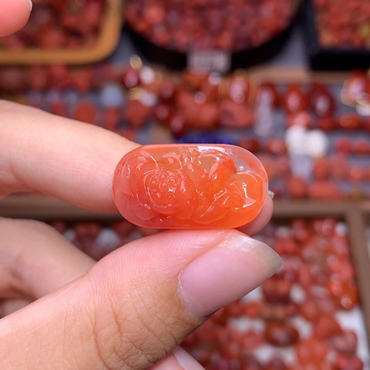 未镶嵌南红南红玛瑙莲花手牌2