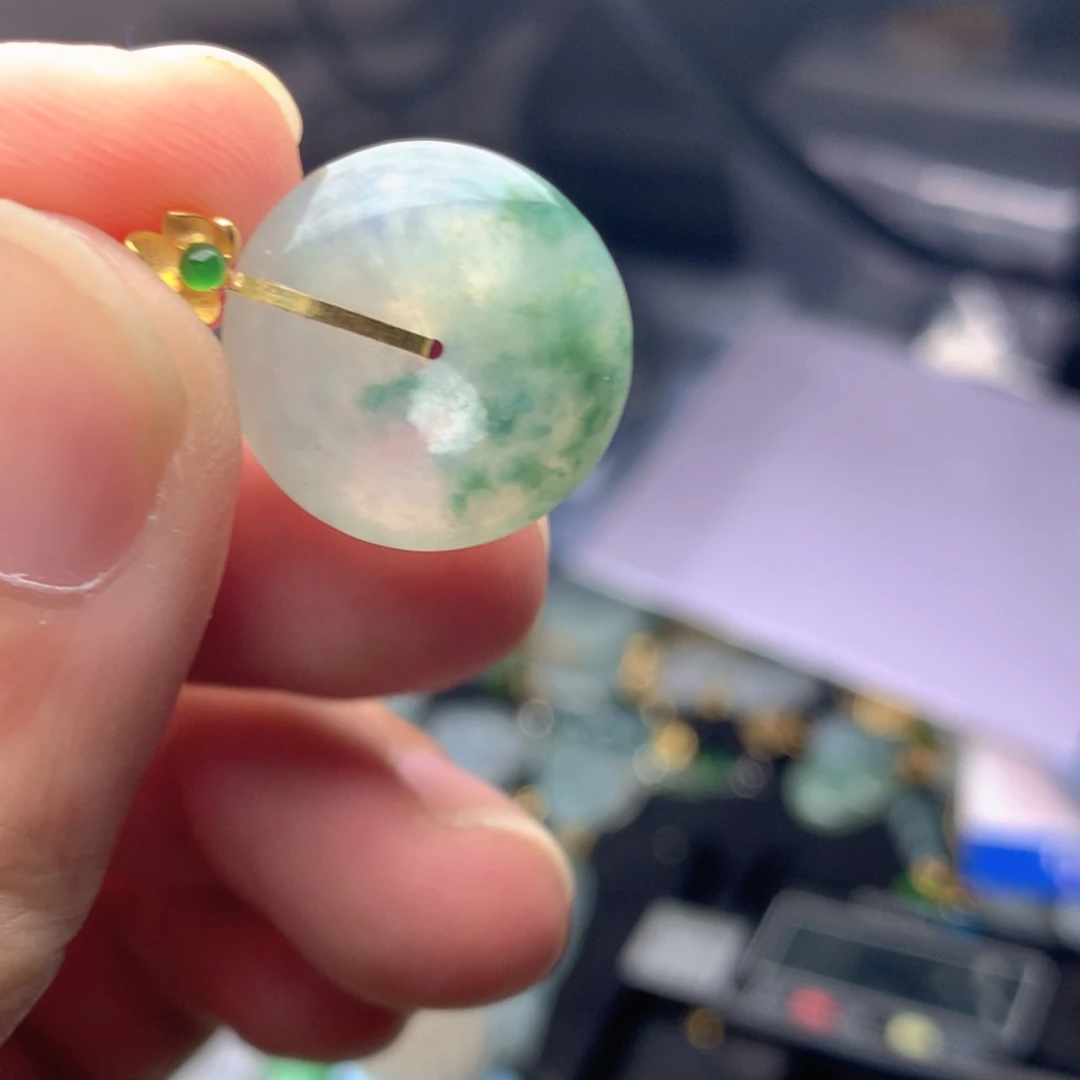 【闪购商品】颈饰18K金镶嵌翡翠翡翠