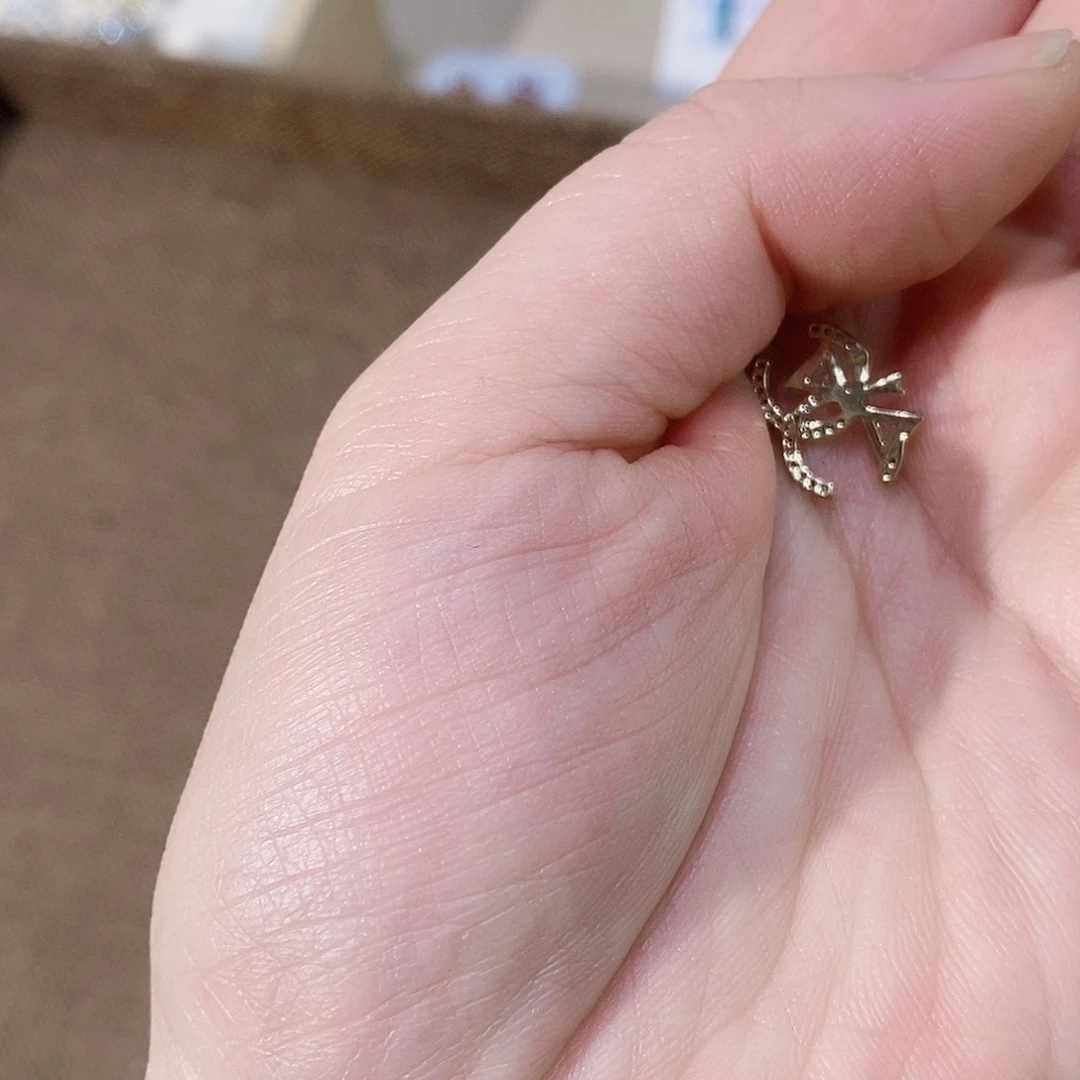 银S925镶嵌耳饰淡水珍珠