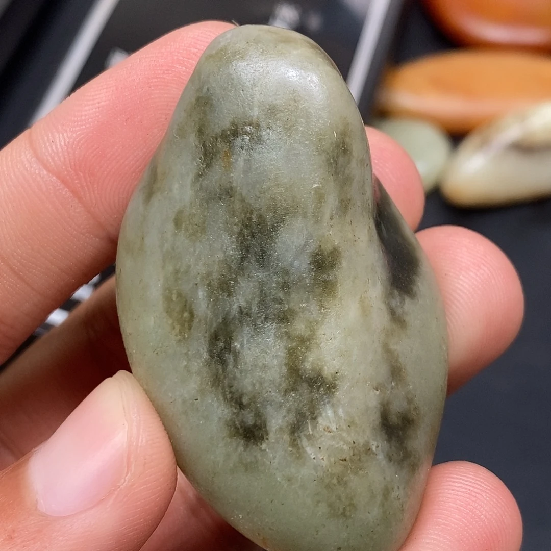 和田玉（糖玉）未镶嵌挂件