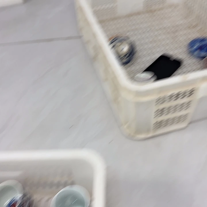 ༒***༊瓷片粉彩碗身微瑕