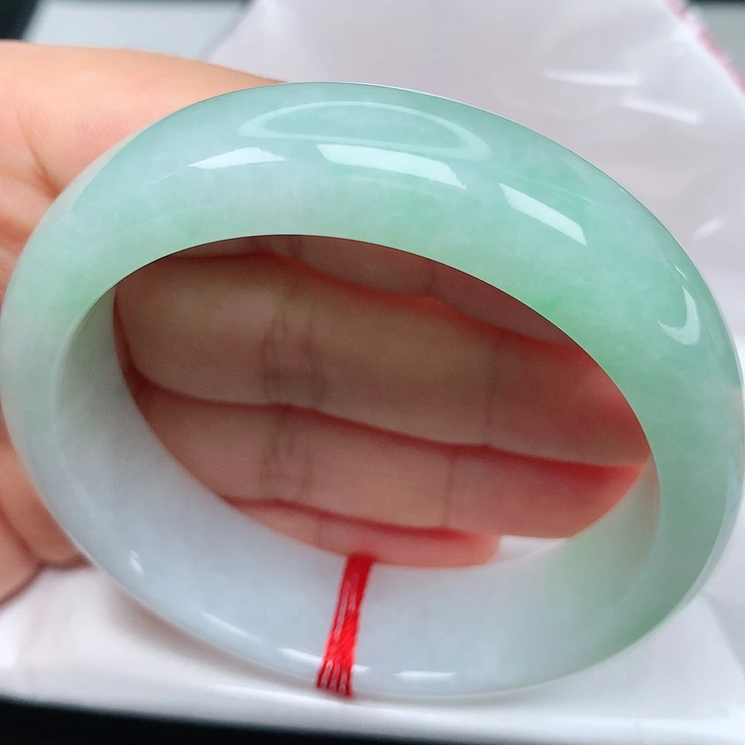 未镶嵌手镯翡翠28轮胎果阳绿