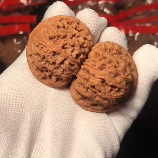 文玩核桃把件球疆41.5