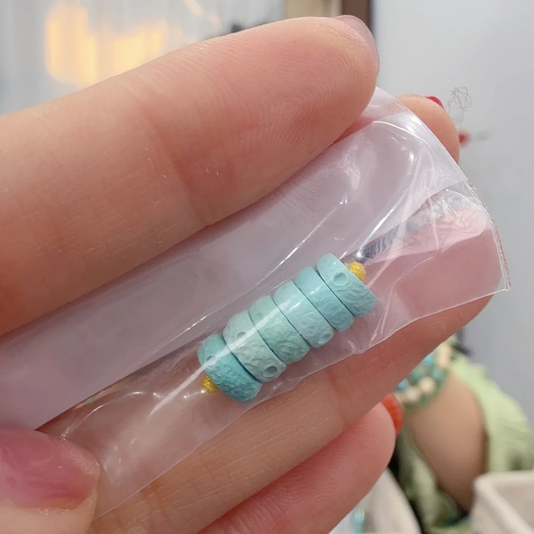 绿松石未镶嵌挂件