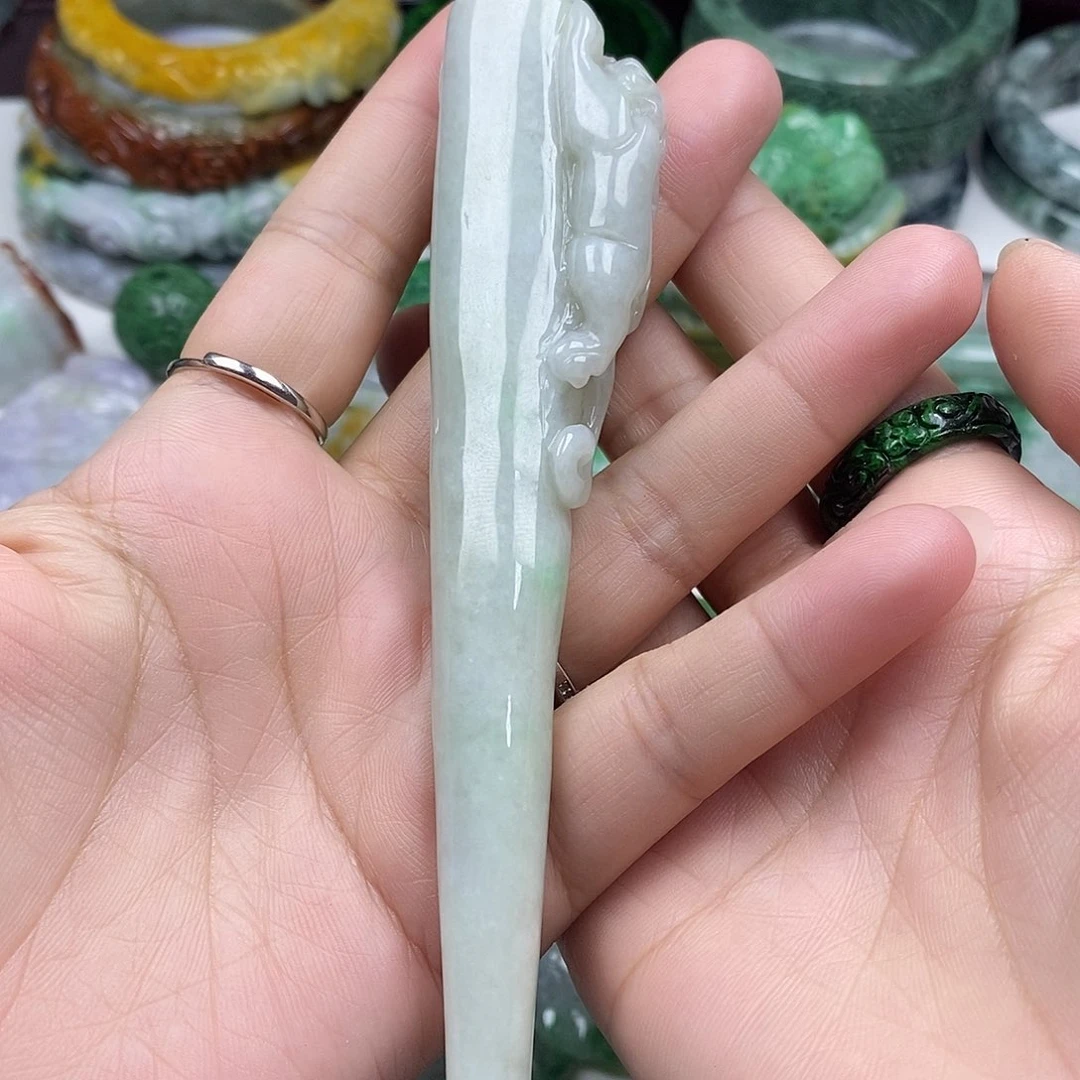 颈饰未镶嵌翡翠管管