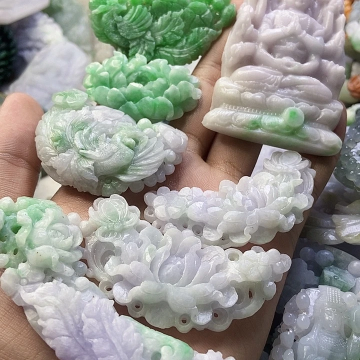 翡翠未镶嵌颈饰天然翡翠
