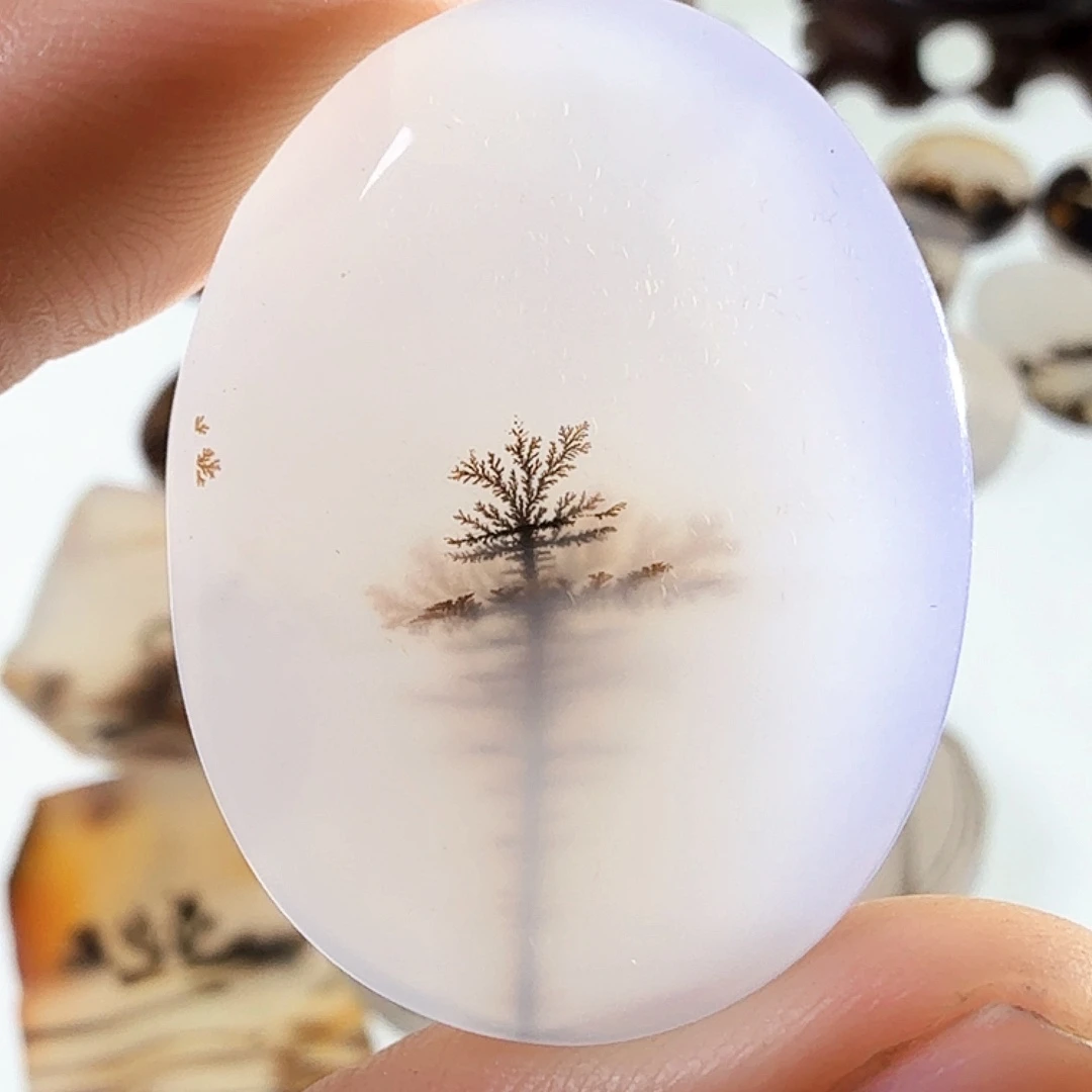 玛瑙/玉髓未镶嵌珠宝半成品