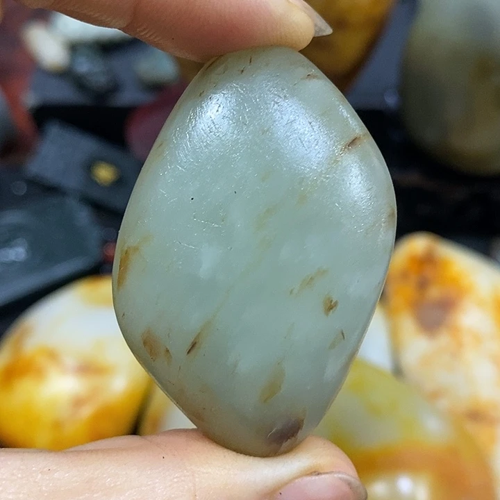未镶嵌和田玉（糖玉）挂件