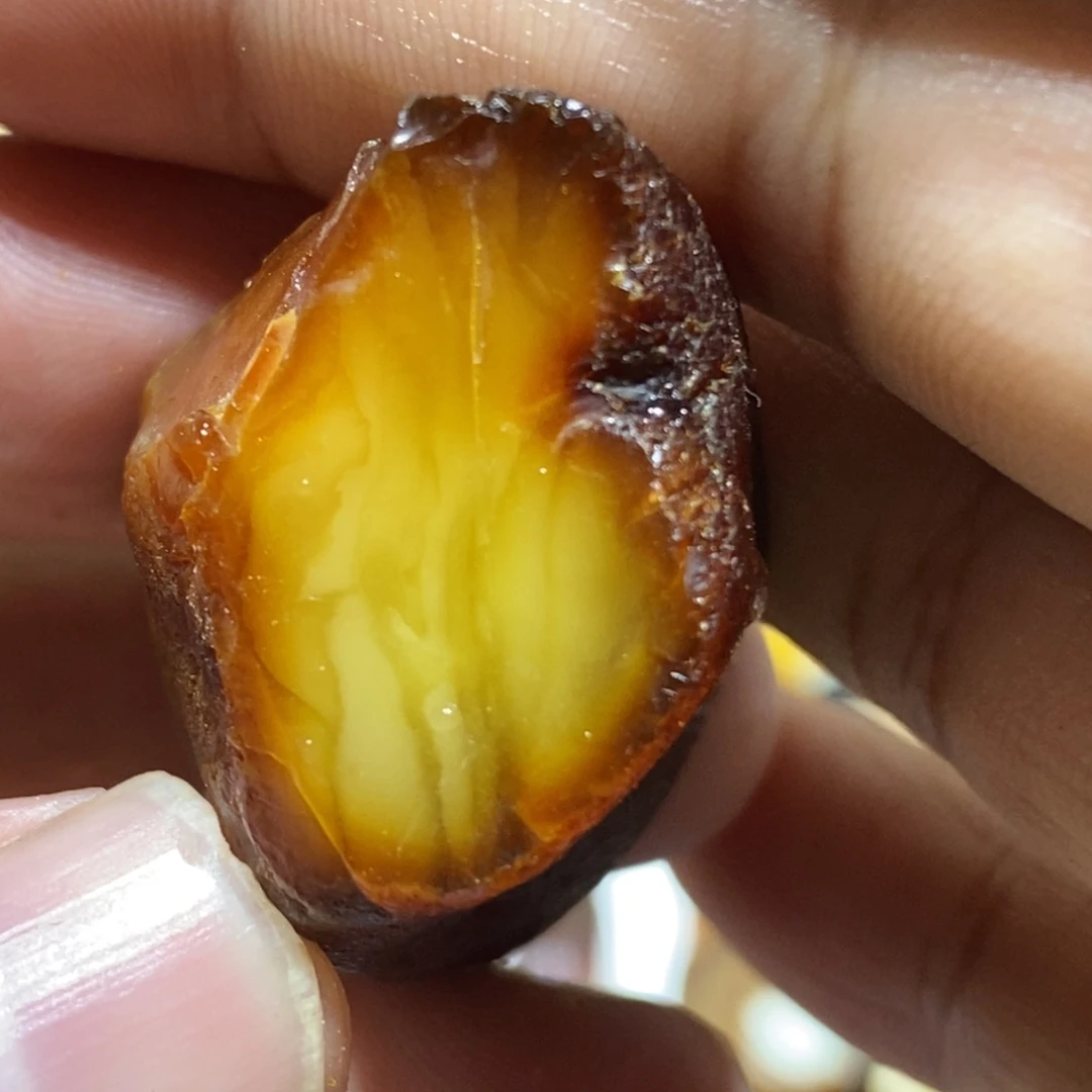 琥珀未镶嵌裸石蜜蜡原石