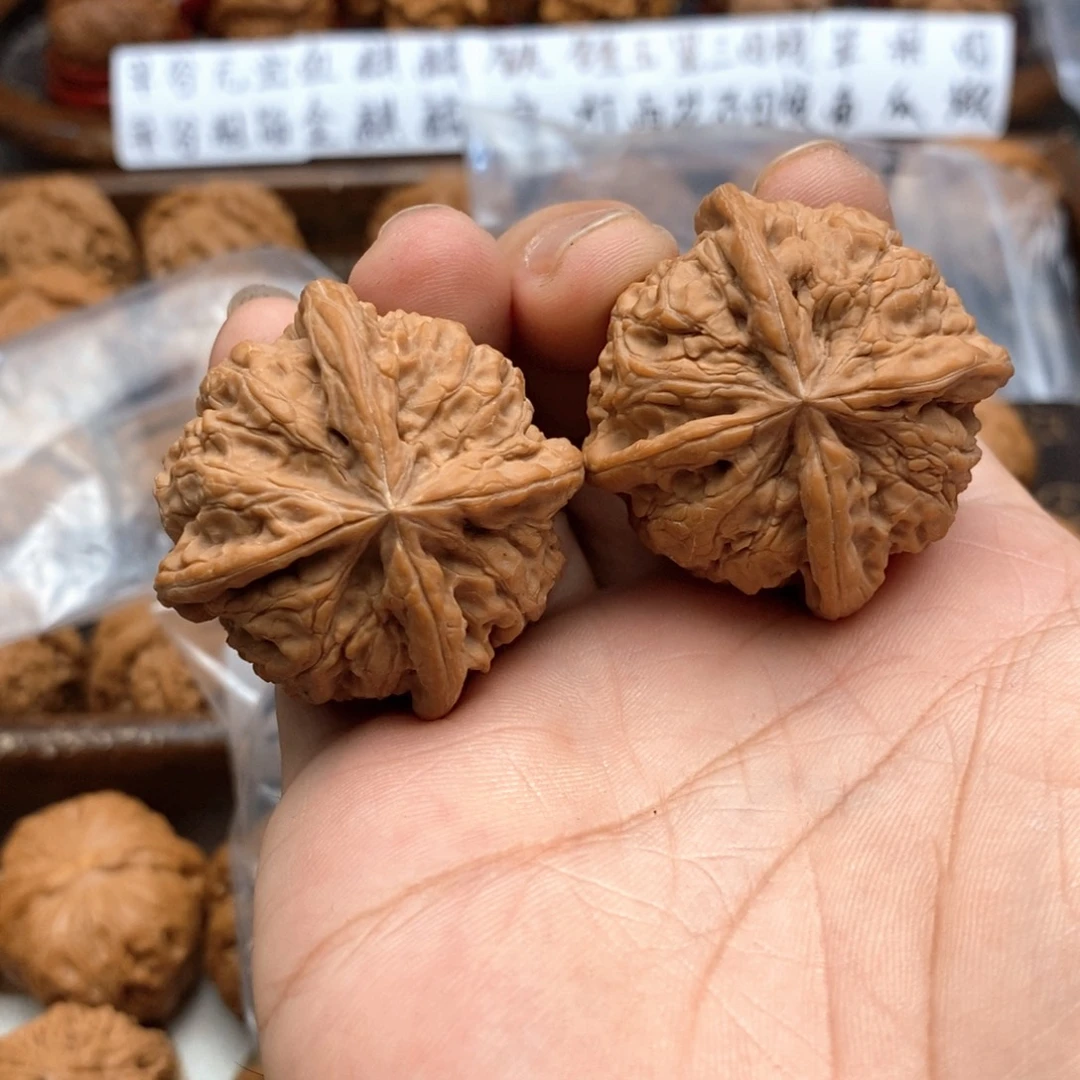 牛***牛吊坠文玩核桃41尺 全品雨花石正四棱 63