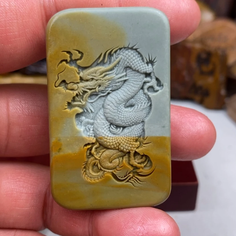 【闪购商品】原石雕刻手把件脖挂件