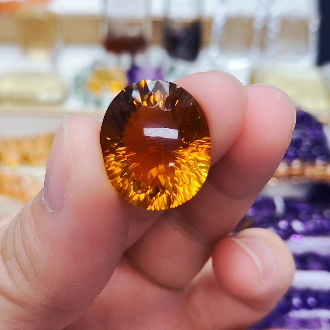 未镶嵌珠宝半成品水晶房*红裸石定制