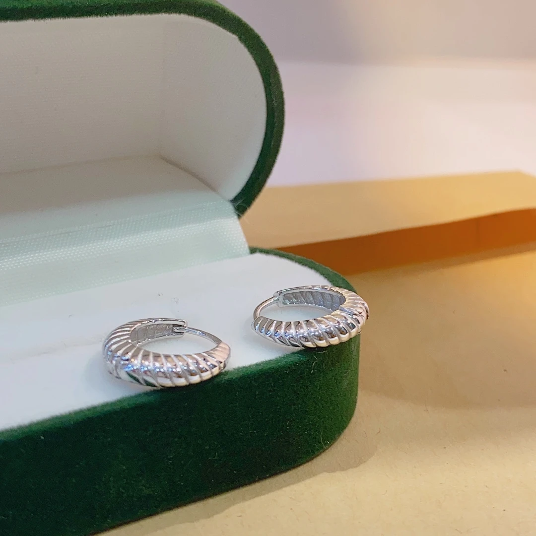 925银耳饰 纯银925麻花纹耳扣精品款