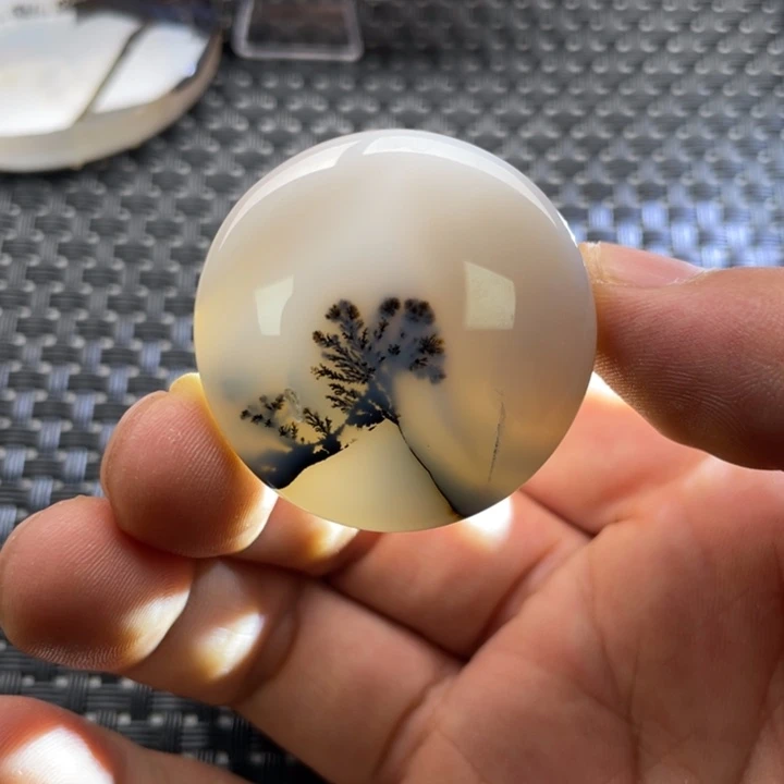 俺***下玛瑙/玉髓未镶嵌颈饰